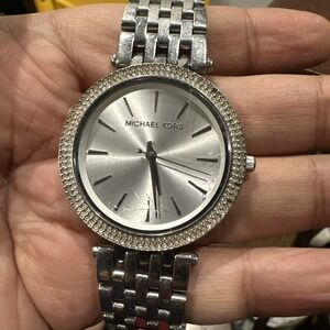 Working  Michael Kors Darci Silver Watch  Women MK 3190 New Battery 39mm Fit 6.5